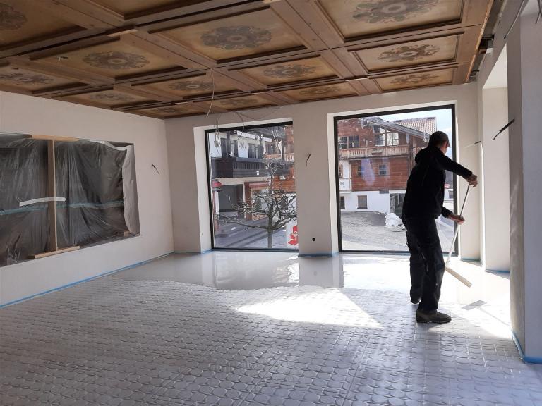 Einbringen der Vergussmasse